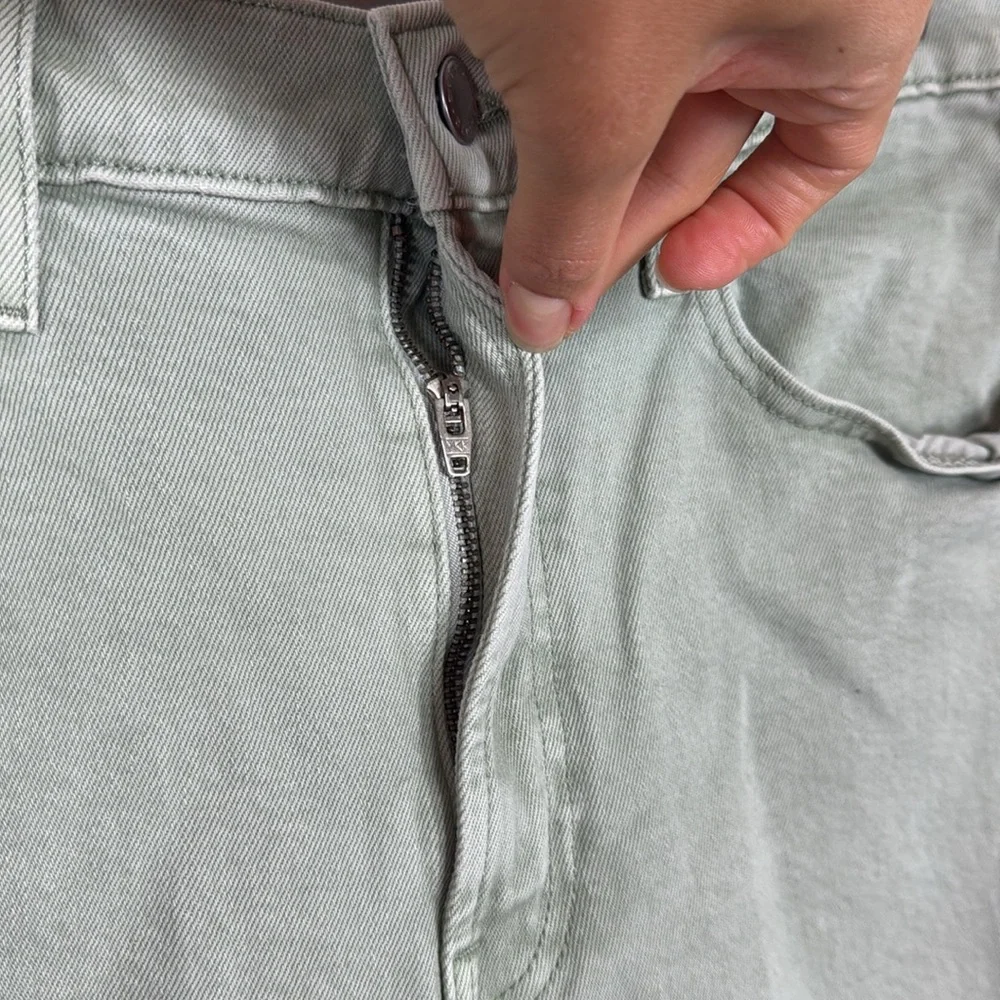 Everlane The Original Cheeky Crop Jeans Organic Cotton in Sage Green Size‎ 28